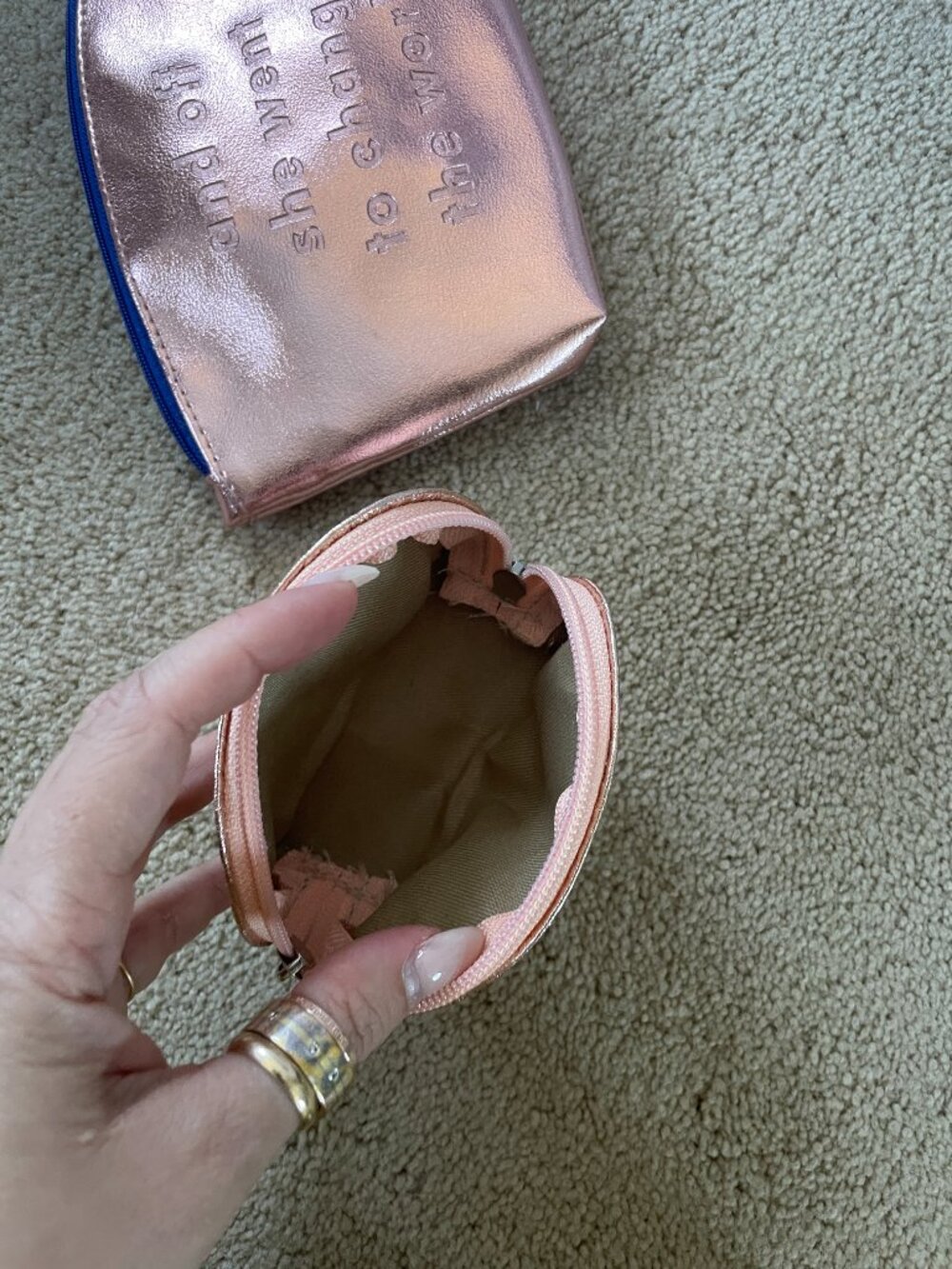 Powder Bags - Picture 3 of 5